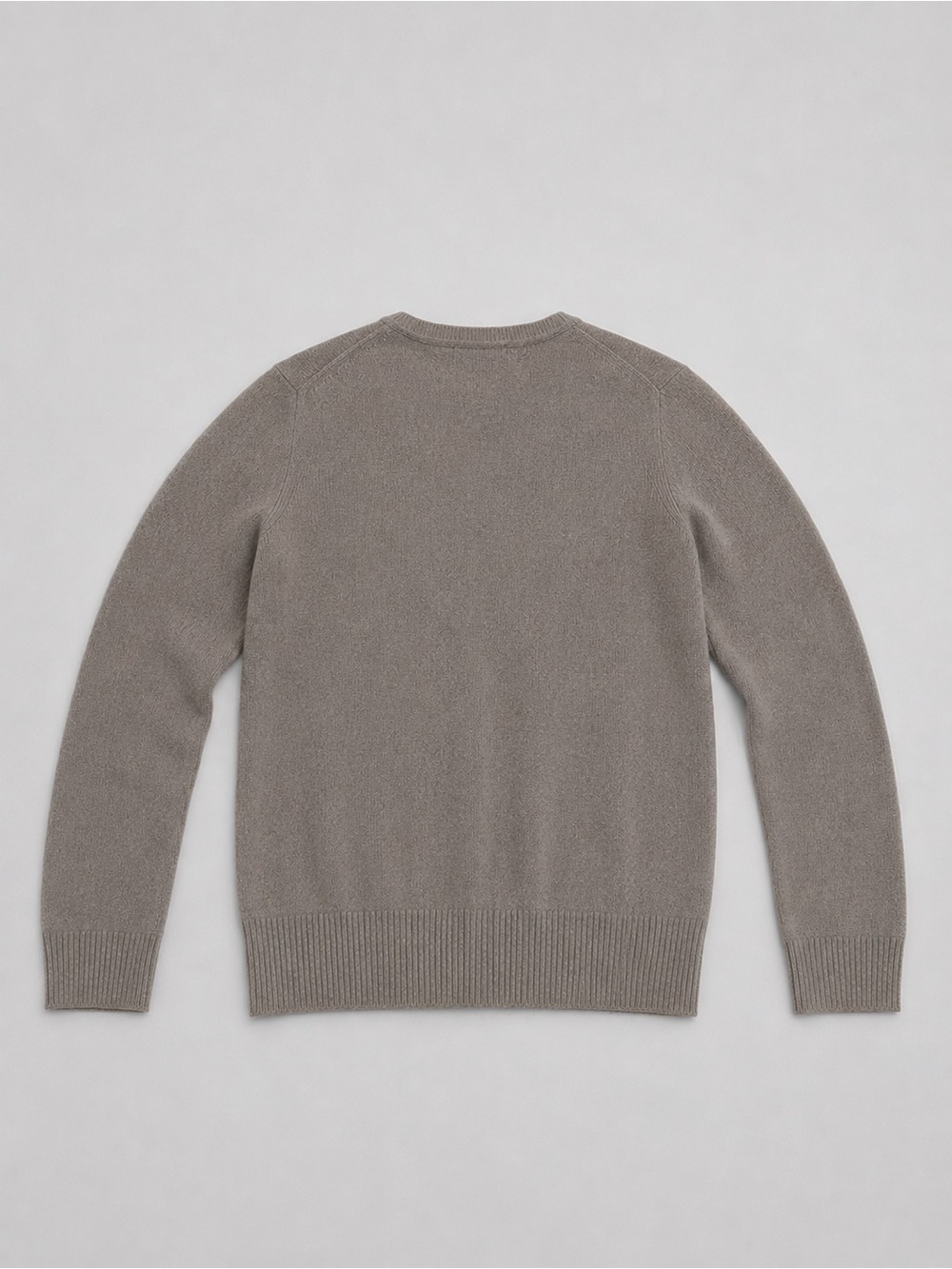 Mc Duff 100% Cashmere Sweater Size Medium
Taupe V-Neck Long Sleeve Luxury - Picture 4 of 9